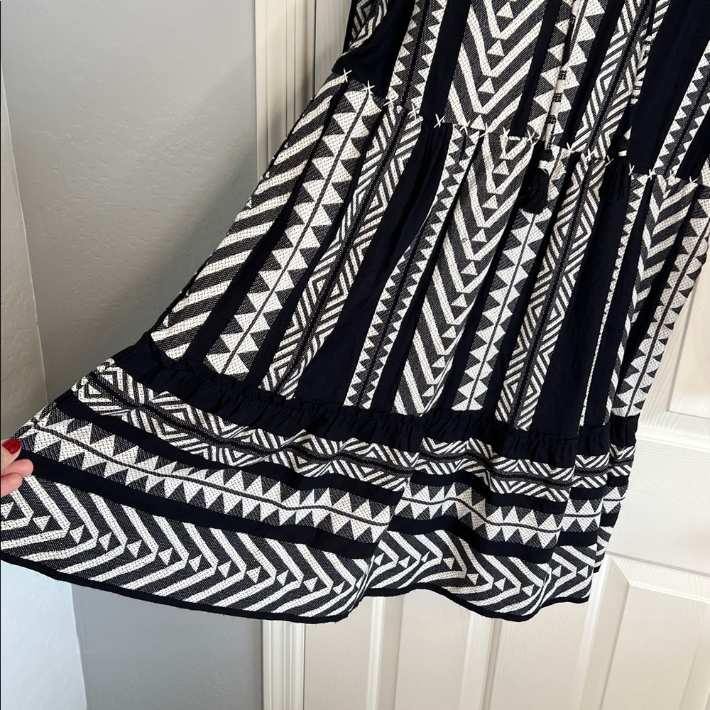 Maeve Anthropologie Black & White Aztec Print Dominique Popover Dress Pockets XS - Picture 7 of 12